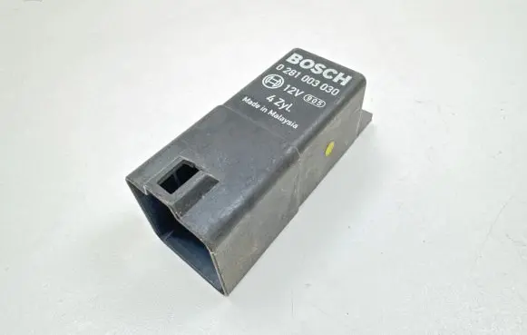 Honda Civic Glow plug pre-heat relay 0281003030