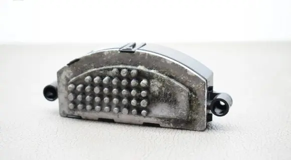Audi A5 Sportback 8TA Heater blower fan relay 8T0820521A