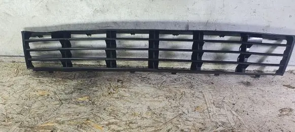 Audi A4 S4 B5 8D Front bumper lower grill 8D0807683AA