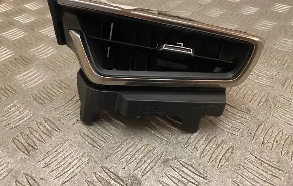 Dashboard side air vent grill/cover trim