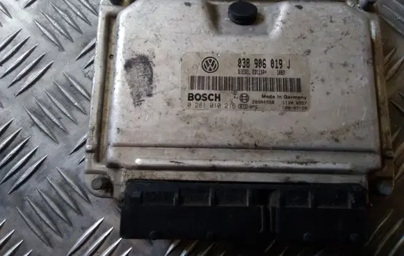 Volkswagen Sharan Engine control unit/module 038906019J 0281010216 28SA4558