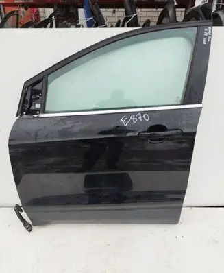 Ford Kuga II Front door