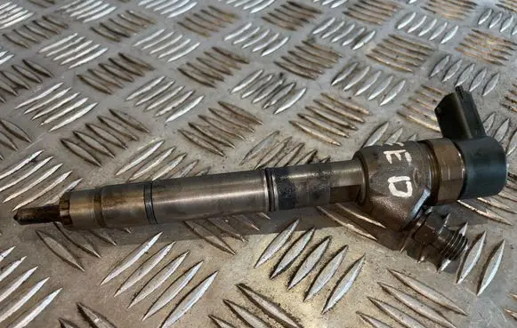 KIA Ceed Fuel injector 0445110256