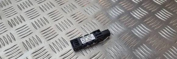 Chrysler Grand Voyager IV Airbag deployment crash/impact sensor 04671779AC 4527203263 051206