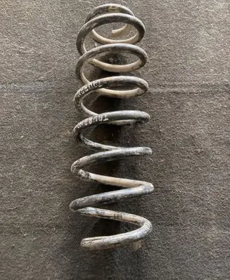 Volkswagen Touran I Rear coil spring