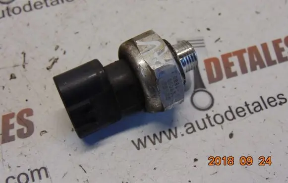 Toyota Avensis T270 Air conditioning (A/C) pressure sensor 499000-7880