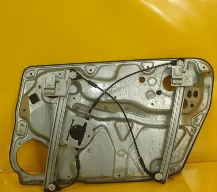 Volkswagen PASSAT B5 Front door window regulator with motor 3B4837755