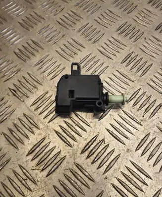 Toyota Avensis T270 Fuel tank cap lock 7703005020 9066303005