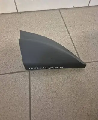 Hyundai Tucson TL Other front door trim element 87661D7000