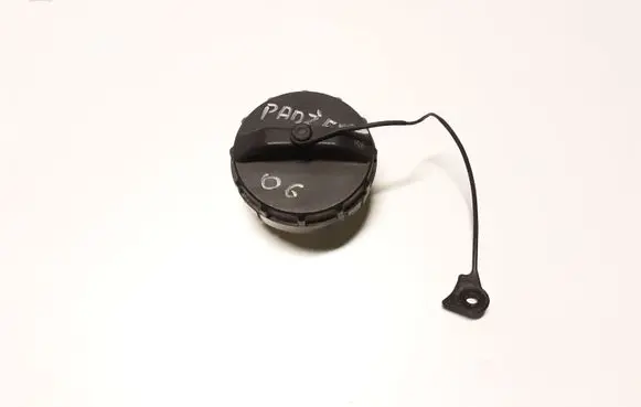 Mitsubishi Pajero Fuel tank filler cap 