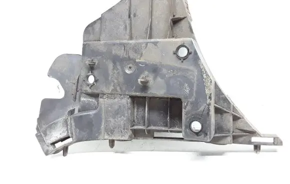 Volvo V70 Front bumper mounting bracket 31265344