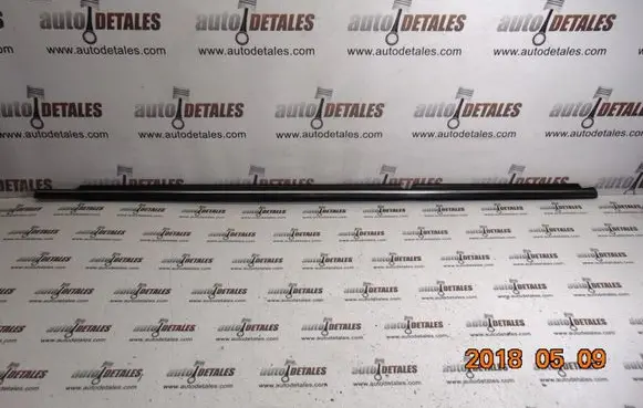 Toyota Avensis T250 Rear door glass trim molding
