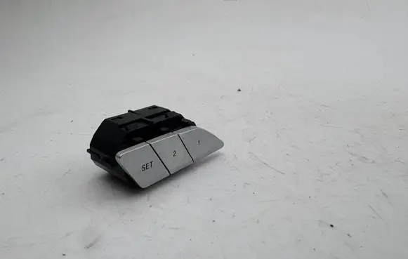 BMW 8 G16 Seat memory switch 09490318 18347910 05496873