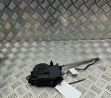 BMW X5 G05 Tailgate/trunk/boot lift motor 7441630