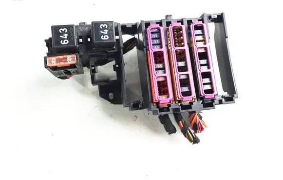 Audi A4 S4 B8 8K Fuse box set