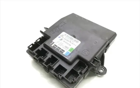 Mercedes-Benz A W169 Door control unit/module A1698207926 05072304
