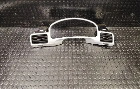 Dashboard trim
