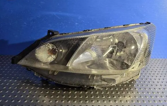 Nissan NV200 Headlight/headlamp I090094