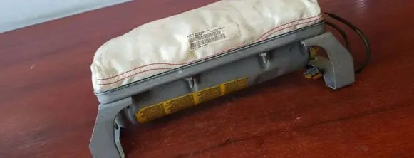 BMW 7 E38 Passenger airbag 30004692B