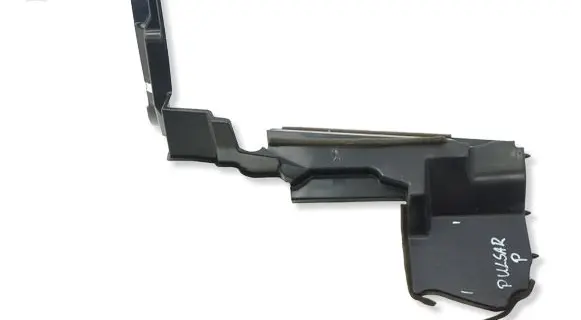 Nissan Pulsar Intercooler air guide/duct channel 628223ZL0AACR