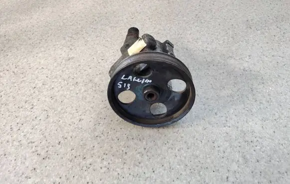 Renault Laguna II Power steering pump 8200100082