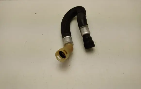Ford Mustang VI Engine coolant pipe/hose FR3318K579CC