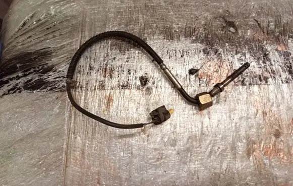 Mercedes-Benz V Class W447 Exhaust gas temperature sensor A0009055205