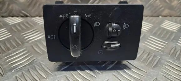 Ford Focus Light switch 7M5T13A024AA 04069700