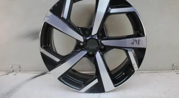 Nissan Qashqai+2 R19 alloy rim 