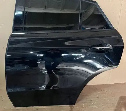 Mercedes-Benz GLE W167 Rear door D672