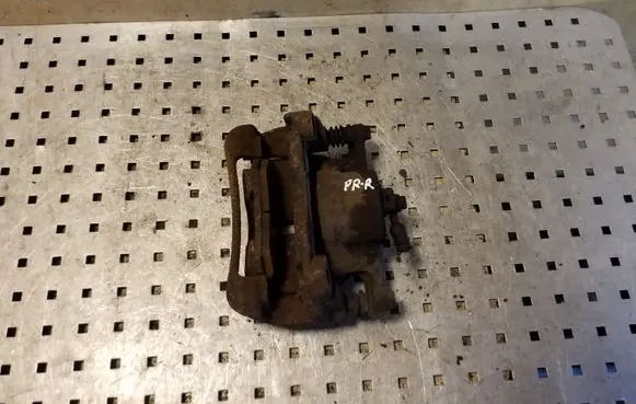 Nissan Qashqai Front brake caliper
