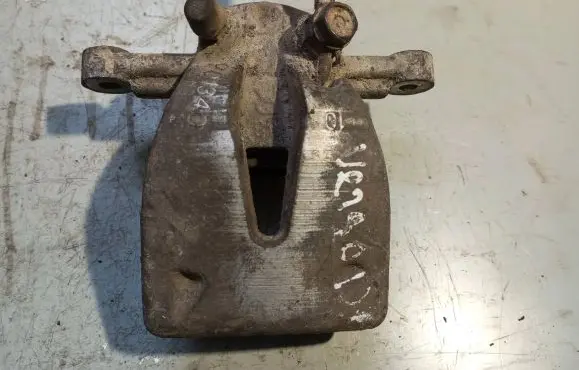 Toyota Verso Rear brake caliper Y01340