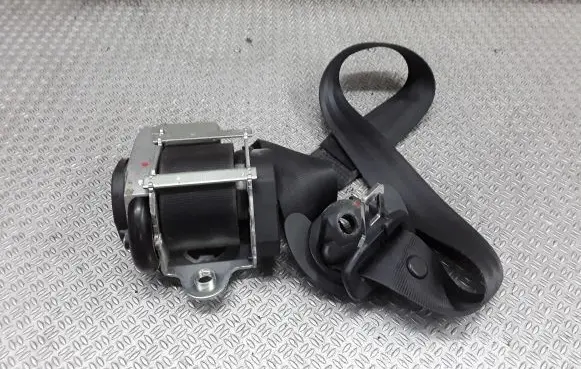 Seat Toledo III (5P) Front seatbelt 5P0857706B