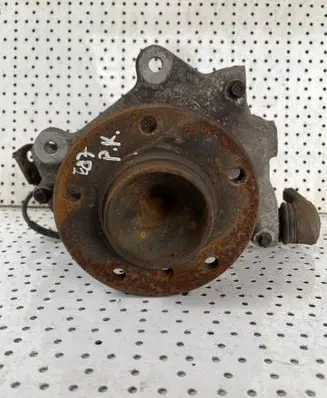 BMW 1 E81 E87 Front wheel hub spindle knuckle 6764443 122012
