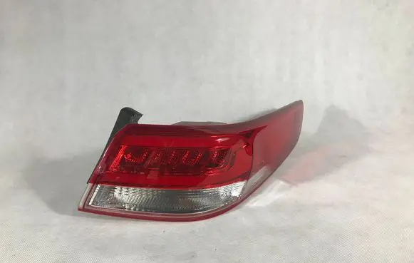 KIA Optima Rear/tail lights 92402-D4 92402D4