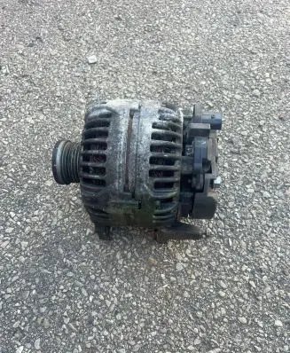 Audi A1 Generator/alternator 03C903025F