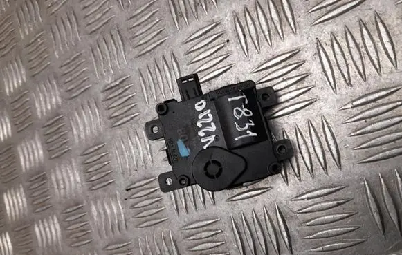 Mazda MX-30 A/C air flow flap actuator/motor 0134500080
