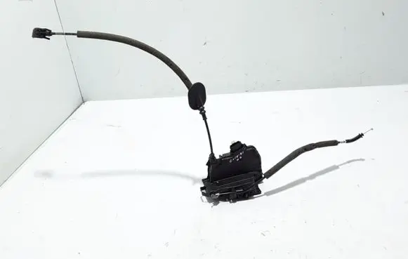 Renault Clio V Rear door lock 825039554R