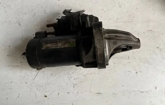 Honda Civic Starter motor D6RA67
