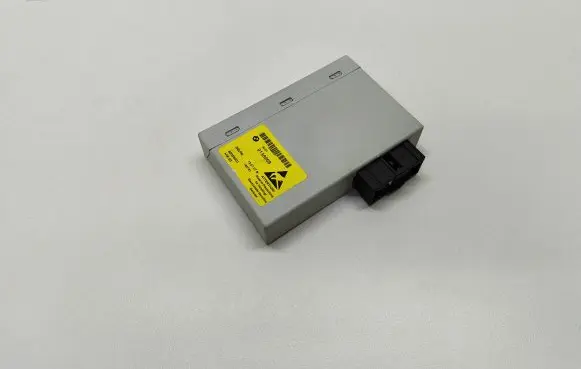 BMW 5 E60 E61 Central console control unit 80059001 9138969 183761