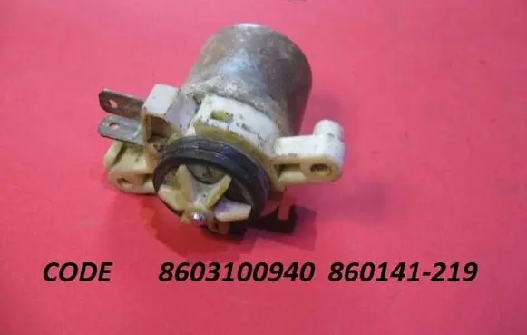 Mazda 323 F Windscreen/windshield washer pump 8603100940 860141219