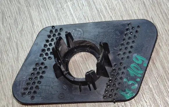 BMW X3 G01 Front parking sensor holder (PDC) 7483988 51117483988 77382810