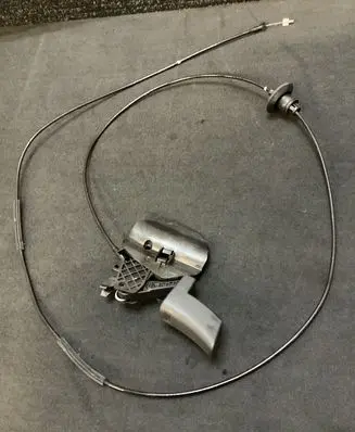 Citroen DS4 Engine bonnet/hood lock release cable 9633929680