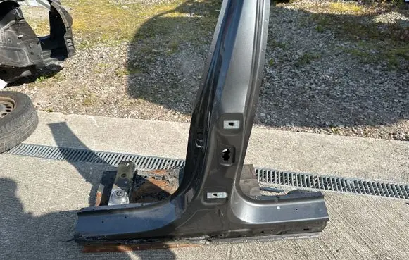 BMW 7 G11 G12 Pillar (middle) 
