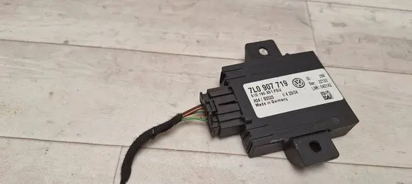 Volkswagen Touareg I Alarm control unit/module 7L0907719 510190351FGU 510190351