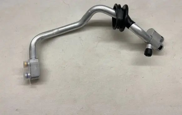 Audi Q5 SQ5 Air conditioning (A/C) pipe/hose 8K1260712K X2TT097TMB R7LS667674