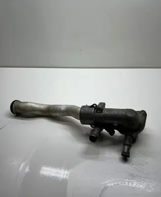 Opel Signum Thermostat/thermostat housing 24415973