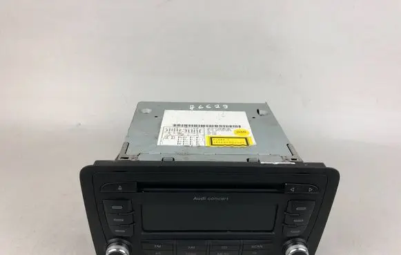 Audi A3 S3 A3 Sportback 8P Radio/CD/DVD/GPS head unit 8P0035186S
