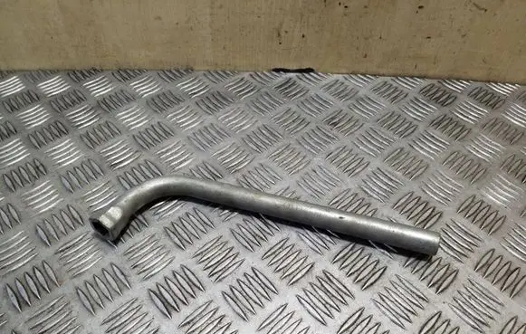 Volkswagen PASSAT CC Wheel nut wrench 4D0012219A