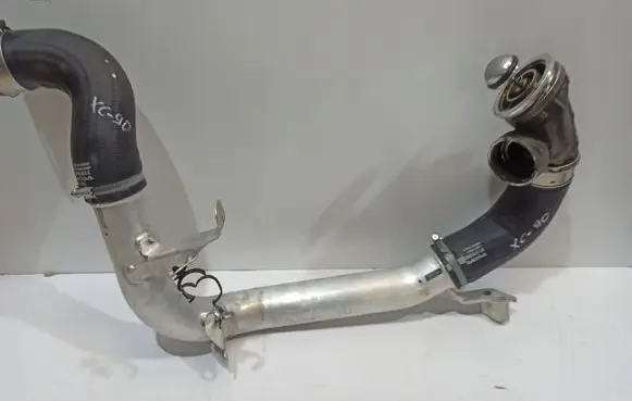 Volvo XC90 Intercooler hose/pipe 